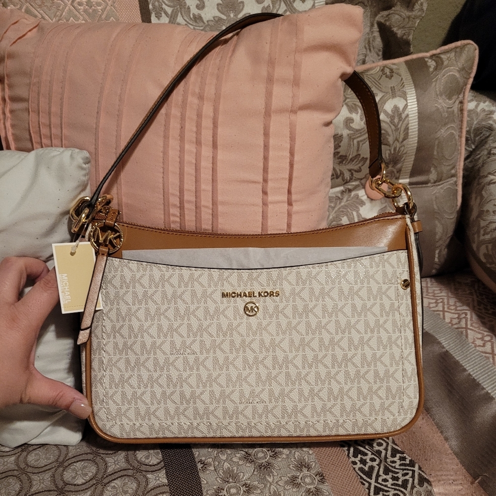 Michael Kors Shoulder Bag